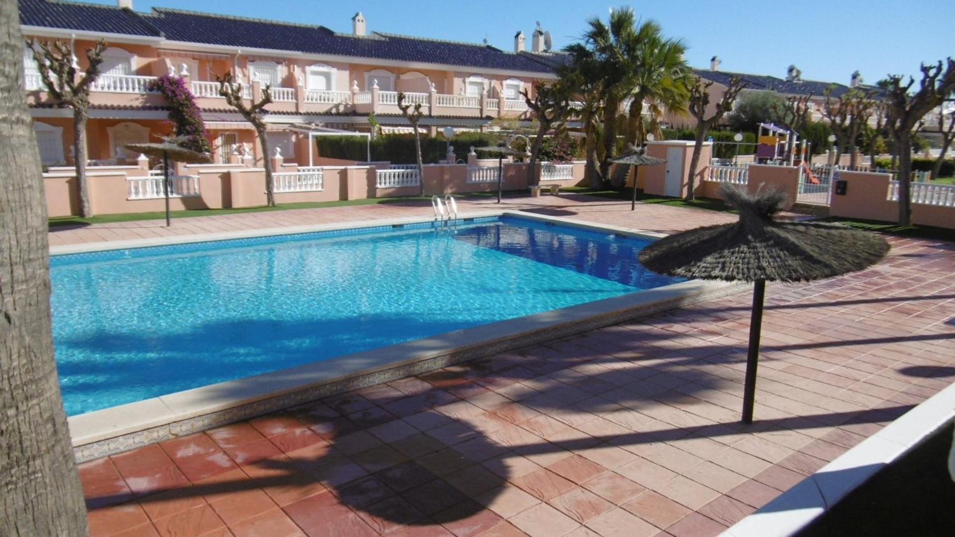 Gran Alicante Bungalow In Beach Resort Puerto Marino Exteriör bild