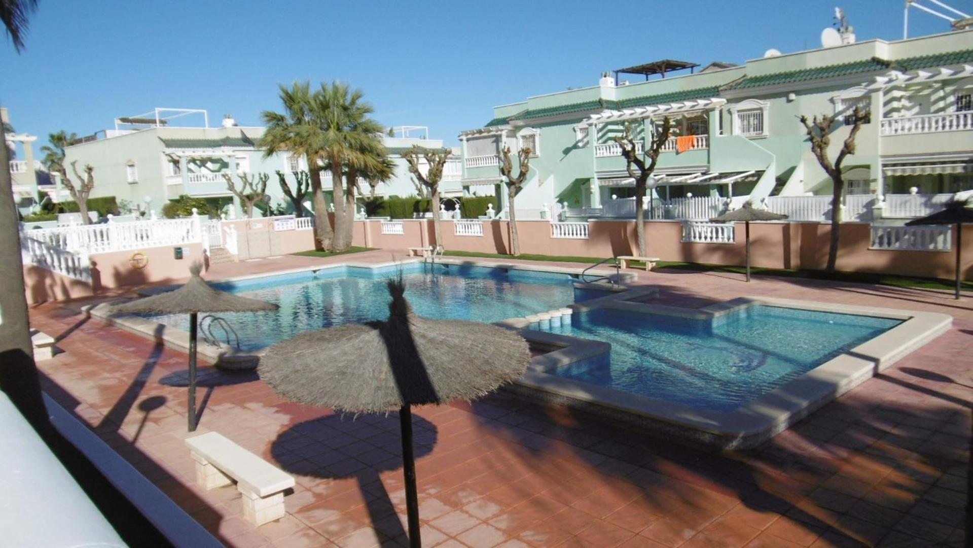 Gran Alicante Bungalow In Beach Resort Puerto Marino Exteriör bild