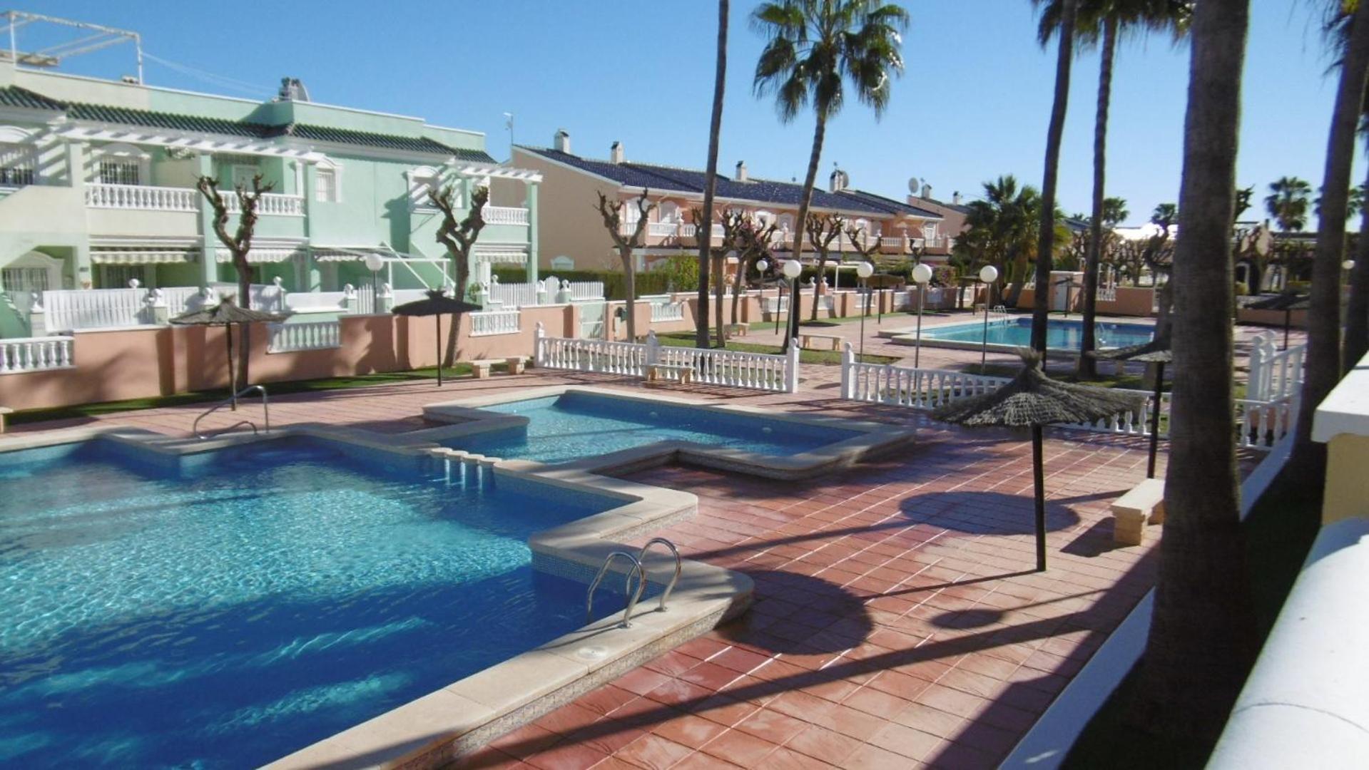 Gran Alicante Bungalow In Beach Resort Puerto Marino Exteriör bild