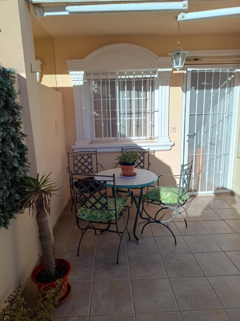 Gran Alicante Bungalow In Beach Resort Puerto Marino Exteriör bild