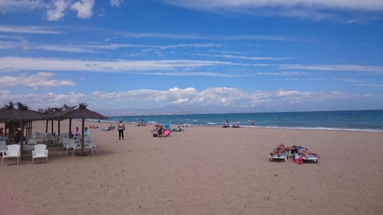 Gran Alicante Bungalow In Beach Resort Puerto Marino Exteriör bild