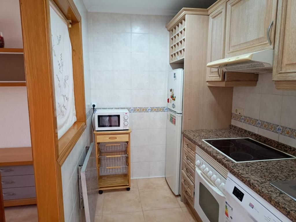 Gran Alicante Bungalow In Beach Resort Puerto Marino Exteriör bild